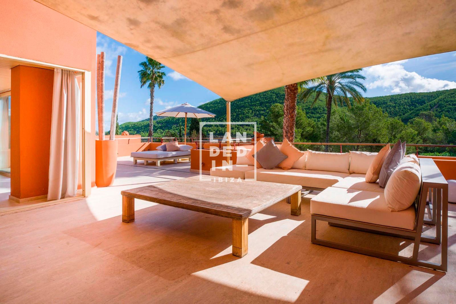 Piso en venta Santa Eularia des Riu, Baleares. Ref: 2862. LANDED IN IBIZA