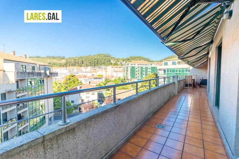 Ático en alquiler  en Cangas, Pontevedra . Ref: 1689. Lares Inmobiliaria