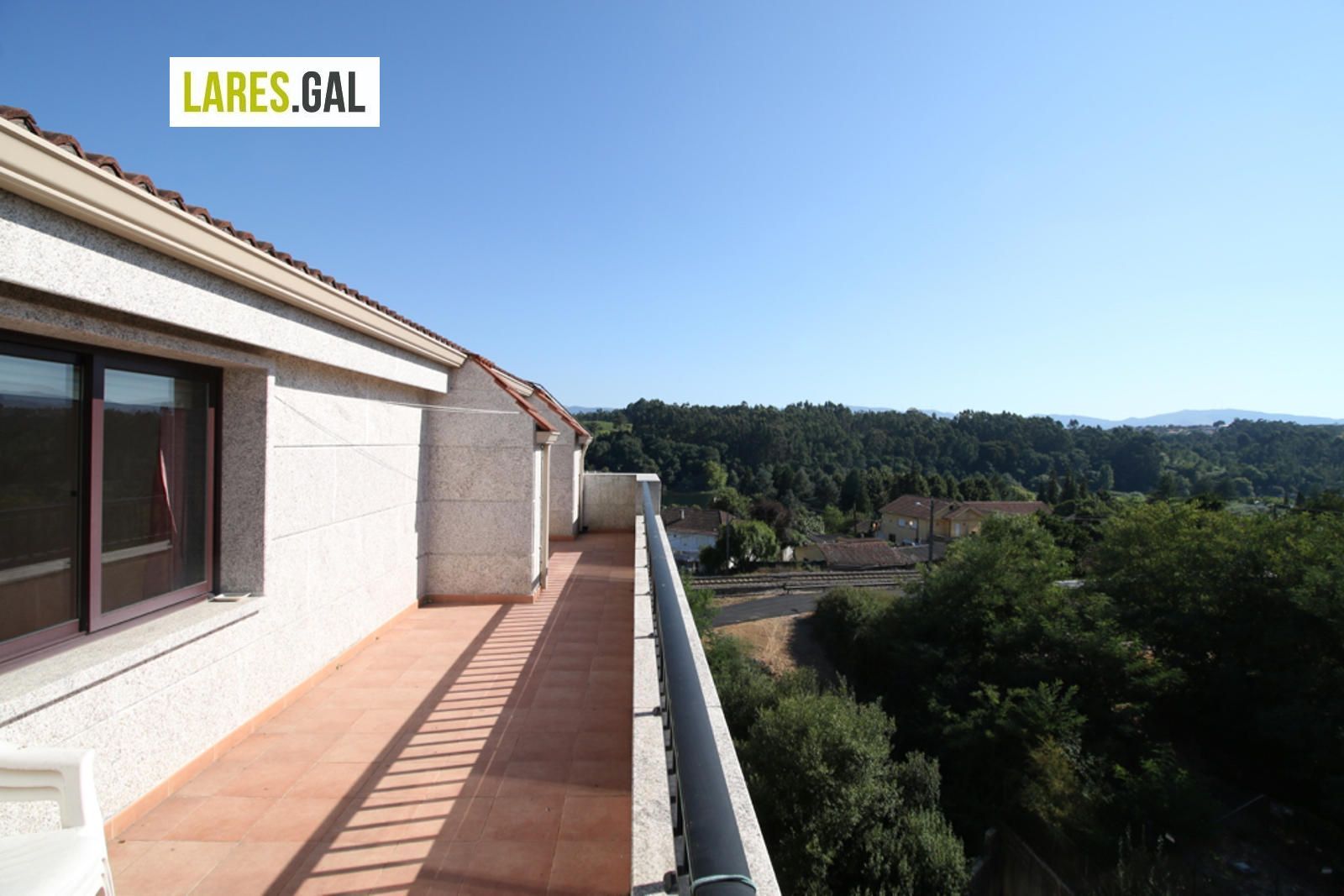 Ático en alquiler Salvaterra De Miño, Pontevedra. Ref: 1788. Lares Inmobiliaria