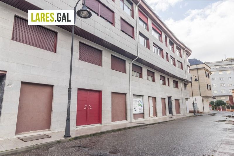 Local Comercial en alquiler  en Cangas, Pontevedra . Ref: 2040. Lares Inmobiliaria