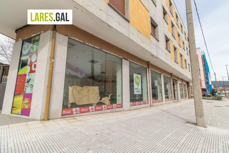 Local Comercial en aluguer  en Cangas, Pontevedra . Ref: 2589. Lares Inmobiliaria