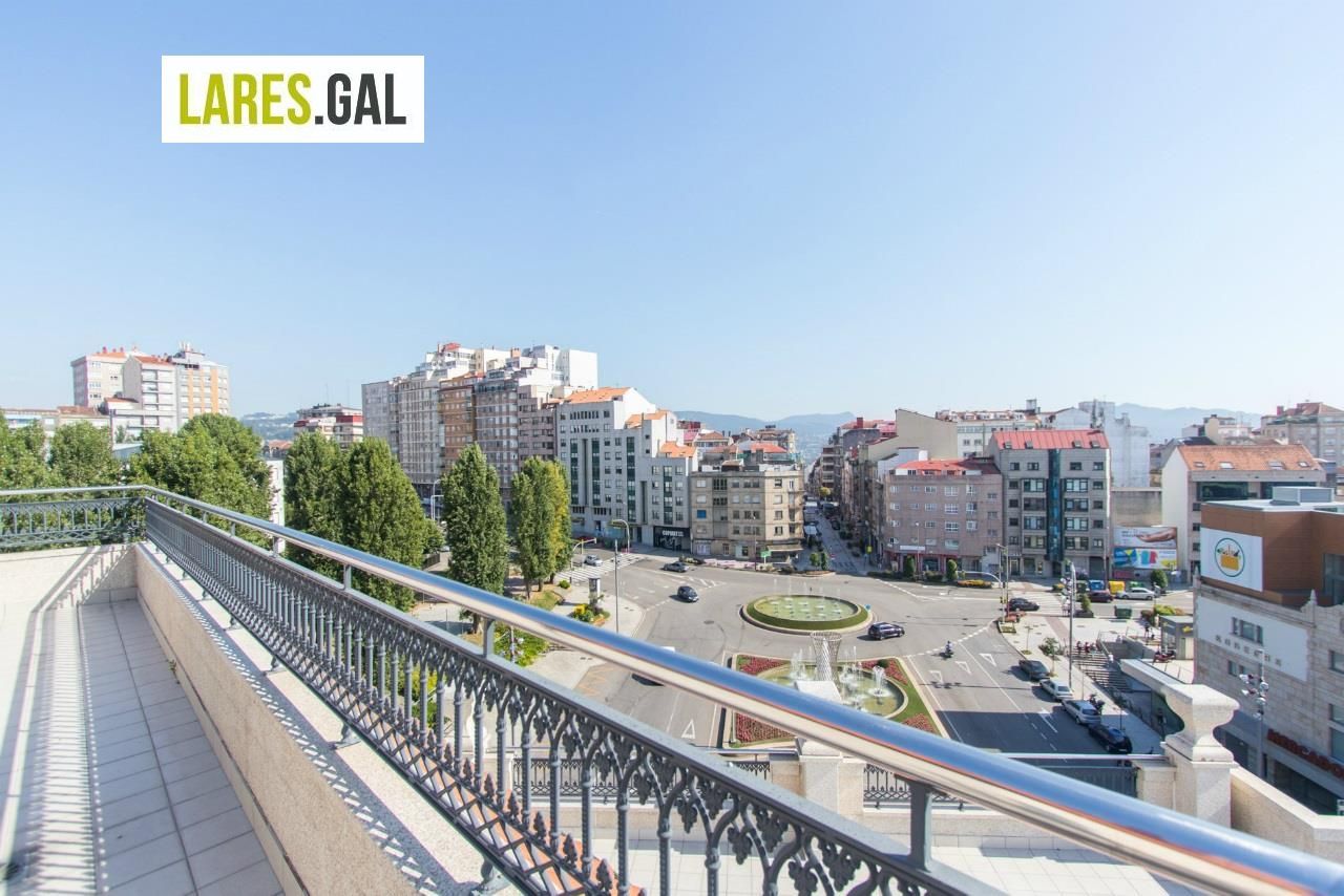 Ático en alquiler Vigo, Pontevedra. Ref: 2754. Lares Inmobiliaria