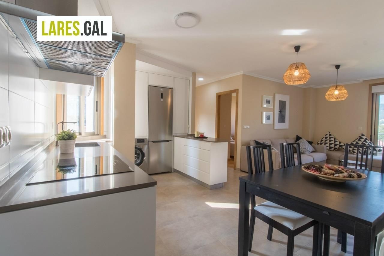 Piso en aluguer Cangas, Pontevedra. Ref: 2818. Lares Inmobiliaria