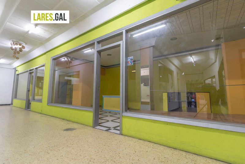 Local Comercial en alquiler  en Cangas, Pontevedra . Ref: 2845. Lares Inmobiliaria