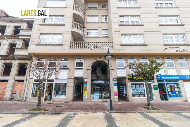 Local Comercial en venda e aluguer  en Cangas, Pontevedra . Ref: 2992. Lares Inmobiliaria