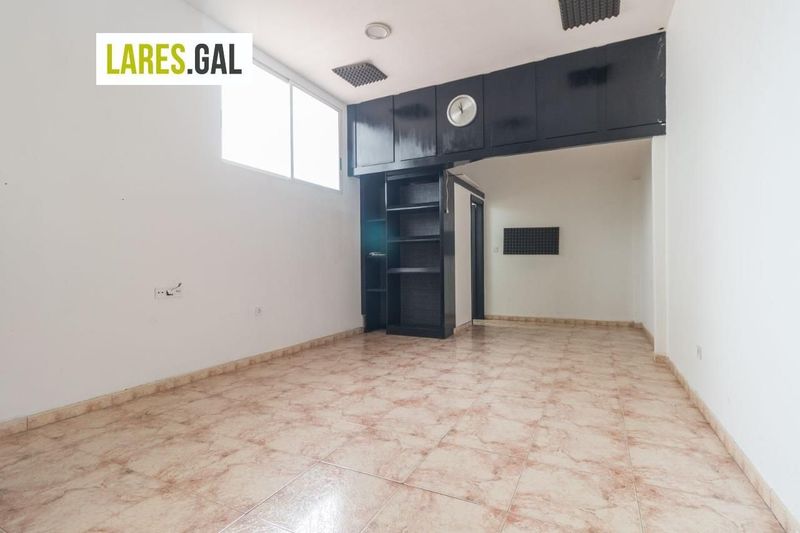 Comercial Premise for rent  in Cangas, Pontevedra . Ref: 3540. Lares Inmobiliaria