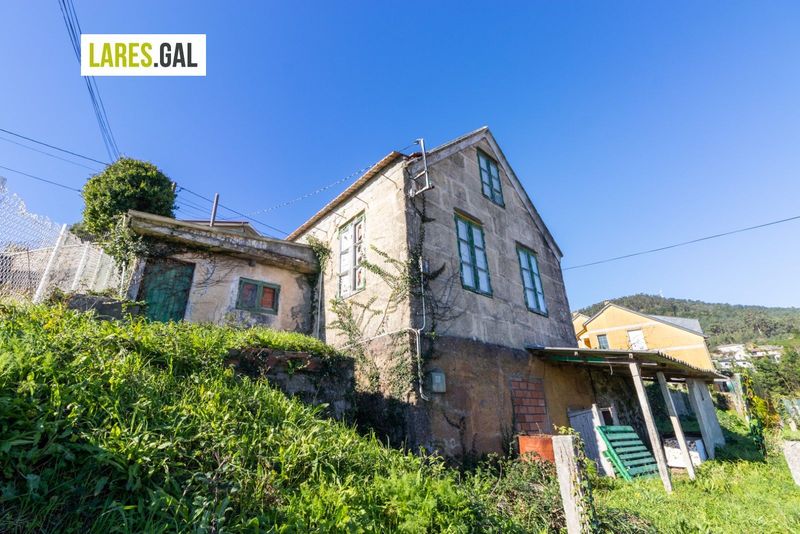 Casa en venta  en Cangas, Pontevedra . Ref: 4037. Lares Inmobiliaria