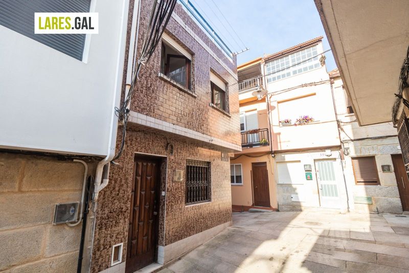 Casa en venda  en Cangas, Pontevedra . Ref: 4147. Lares Inmobiliaria