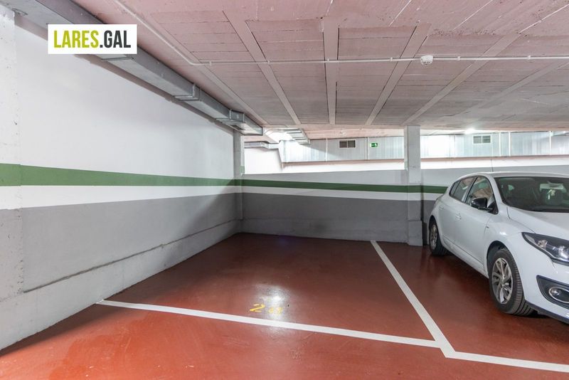 Garage for sale  in Moaña, Pontevedra . Ref: 4304. Lares Inmobiliaria