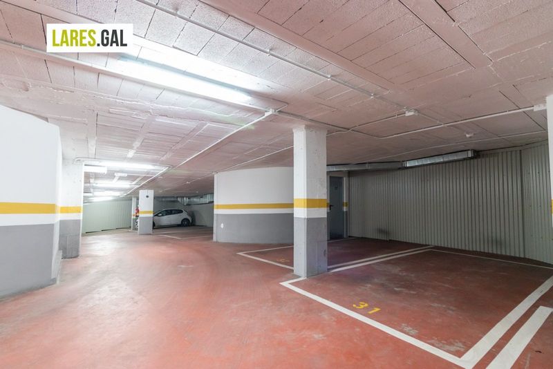 Garage for sale  in Moaña, Pontevedra . Ref: 4305. Lares Inmobiliaria