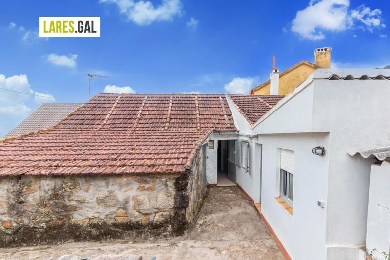Casa en venta  en Cangas, Pontevedra . Ref: 4311. Lares Inmobiliaria