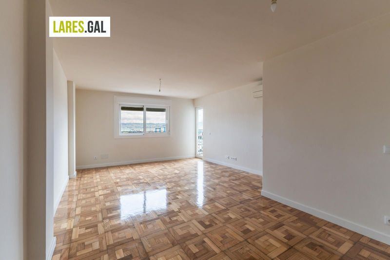 Piso en alquiler  en Cangas, Pontevedra . Ref: 4554. Lares Inmobiliaria