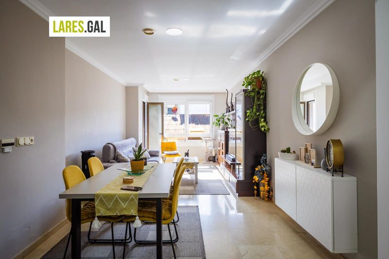 Piso en venta  en Cangas, Pontevedra . Ref: 4563. Lares Inmobiliaria