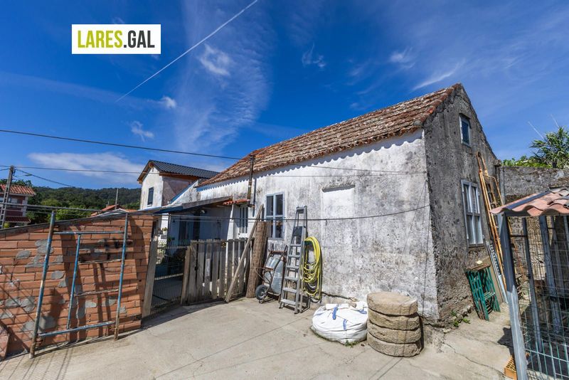 Casa en venda  en Cangas, Pontevedra . Ref: 4576. Lares Inmobiliaria