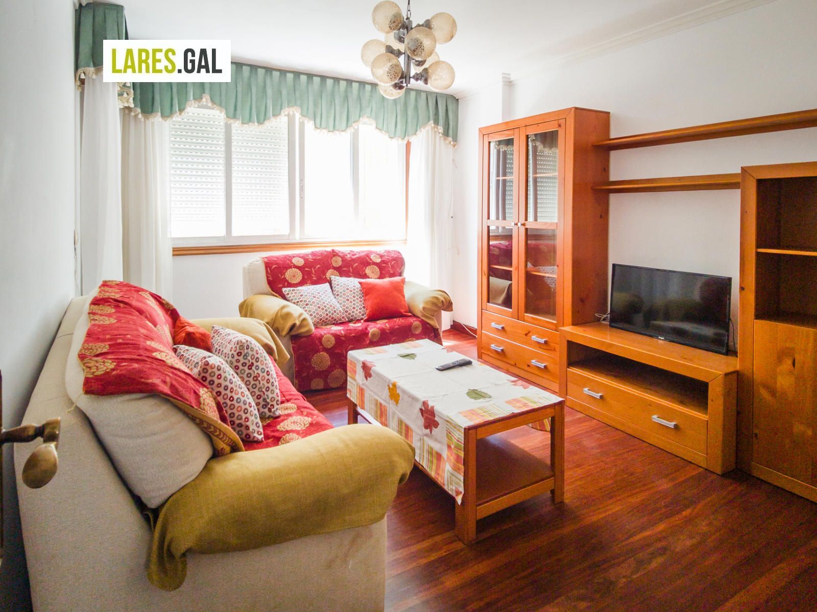 Piso en venta Cangas, Pontevedra. Ref: 4610. Lares Inmobiliaria