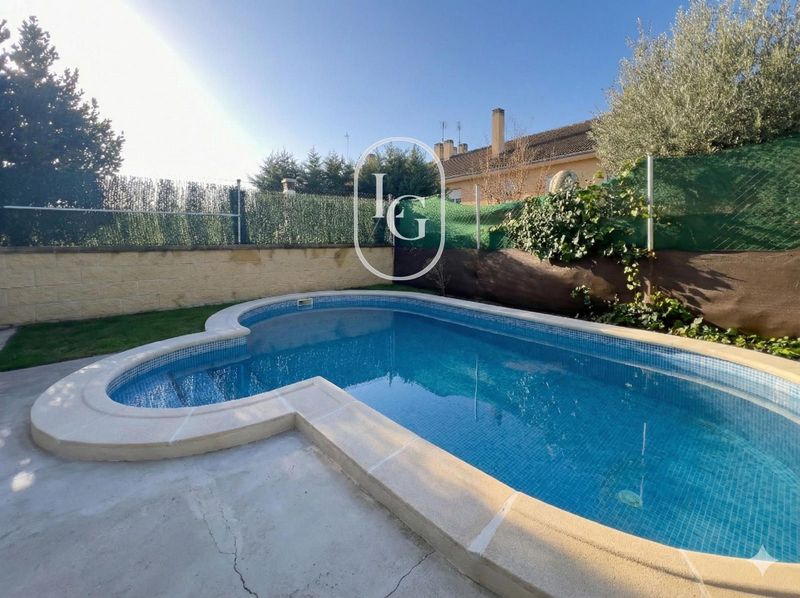 Adosado en venta Parla, Madrid. Ref: 1034. Legido Gestión Inmobiliaria