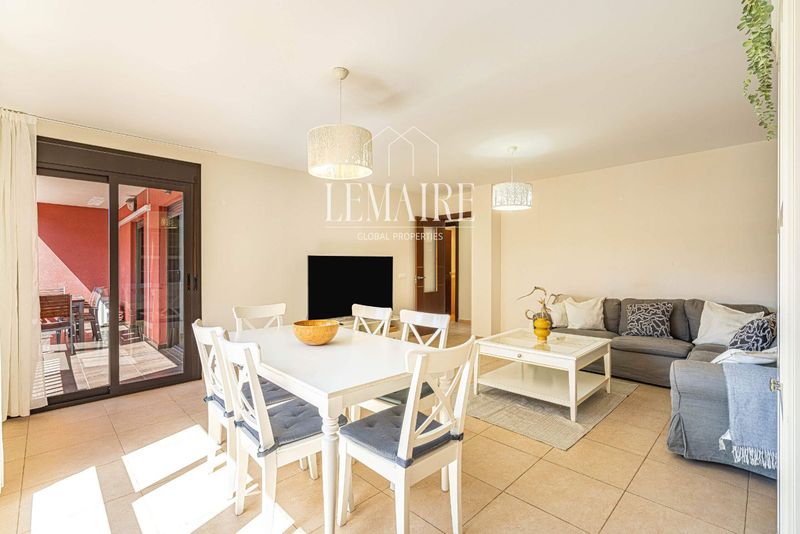 Apartamento en venta Arona, Santa Cruz Tenerife. Ref: 1072. Lemaire Global Properties