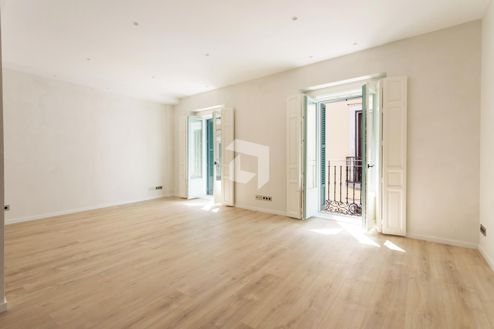 Flat for sale Madrid. Ref: 5301. Level Real Estate