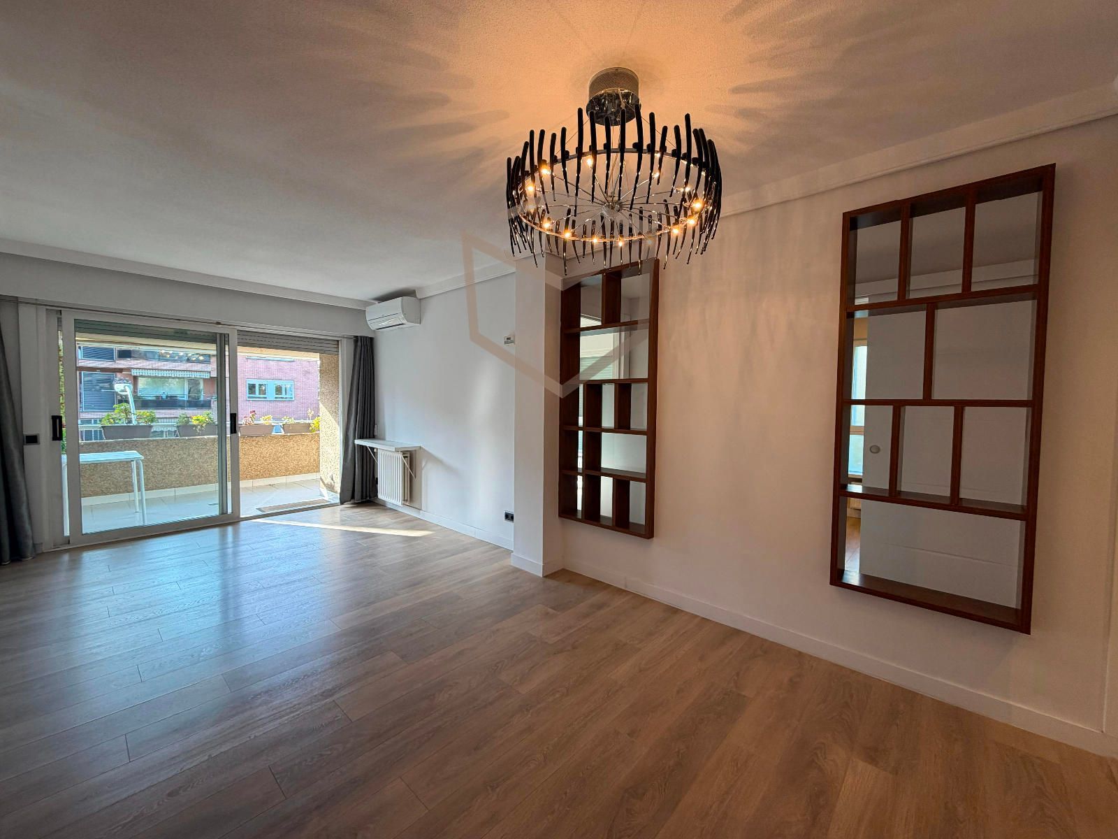 Piso en alquiler Pozuelo De Alarcón, Madrid. Ref: 6101. Level Real Estate