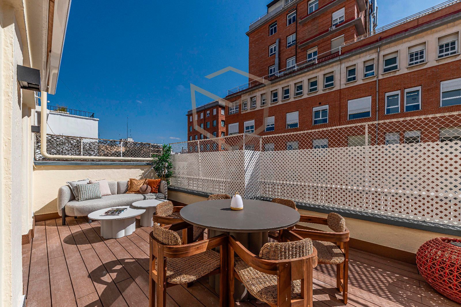 Penthouse for sale Madrid. Ref: 6208. Level Real Estate