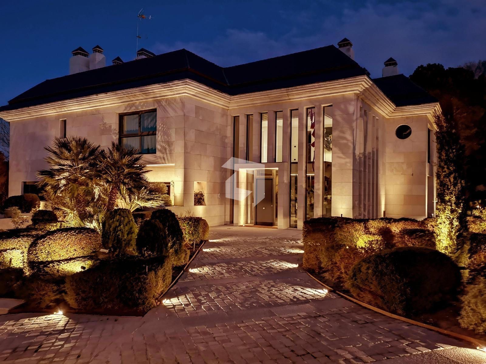 Chalet Independiente en venta Alcobendas, Madrid. Ref: 6476. Level Real Estate