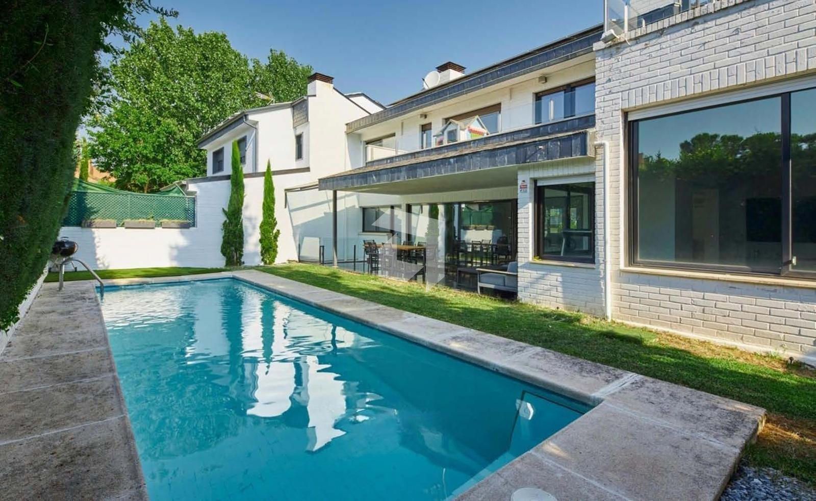 Townhouse for sale Alcobendas, Madrid. Ref: 7003. Level Real Estate