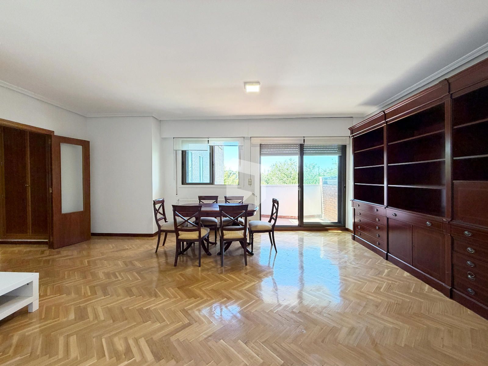 Flat for rent Pozuelo De Alarcón, Madrid. Ref: 7306. Level Real Estate