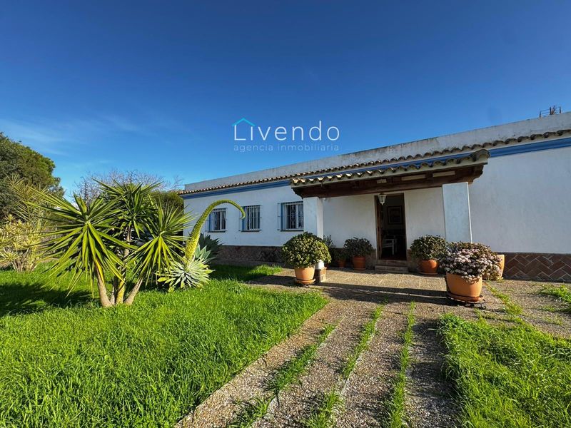 Chalet Independiente en venta El Palmar, Cádiz. Ref: 2282. Livendo Agencia Inmobiliaria