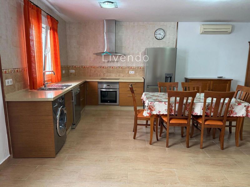 Casa en venta Conil De La Frontera, Cádiz. Ref: 2439. Livendo Agencia Inmobiliaria