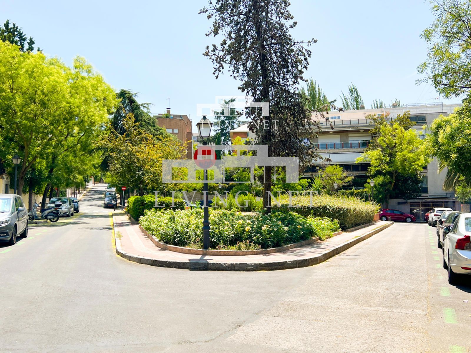 Flat for sale Madrid. Ref: 2652. LIVINGNET