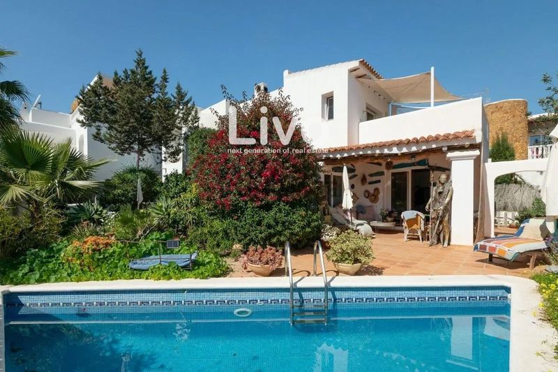 Detached Villa for sale S