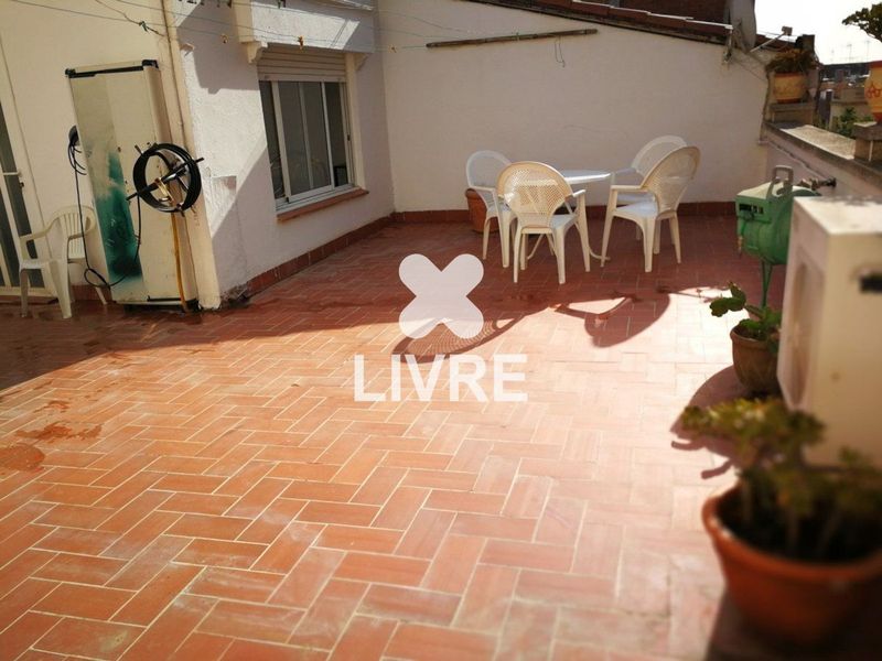 Casa en venta Sant Boi de Llobregat, Barcelona. Ref: 1007. Livre Real Estate