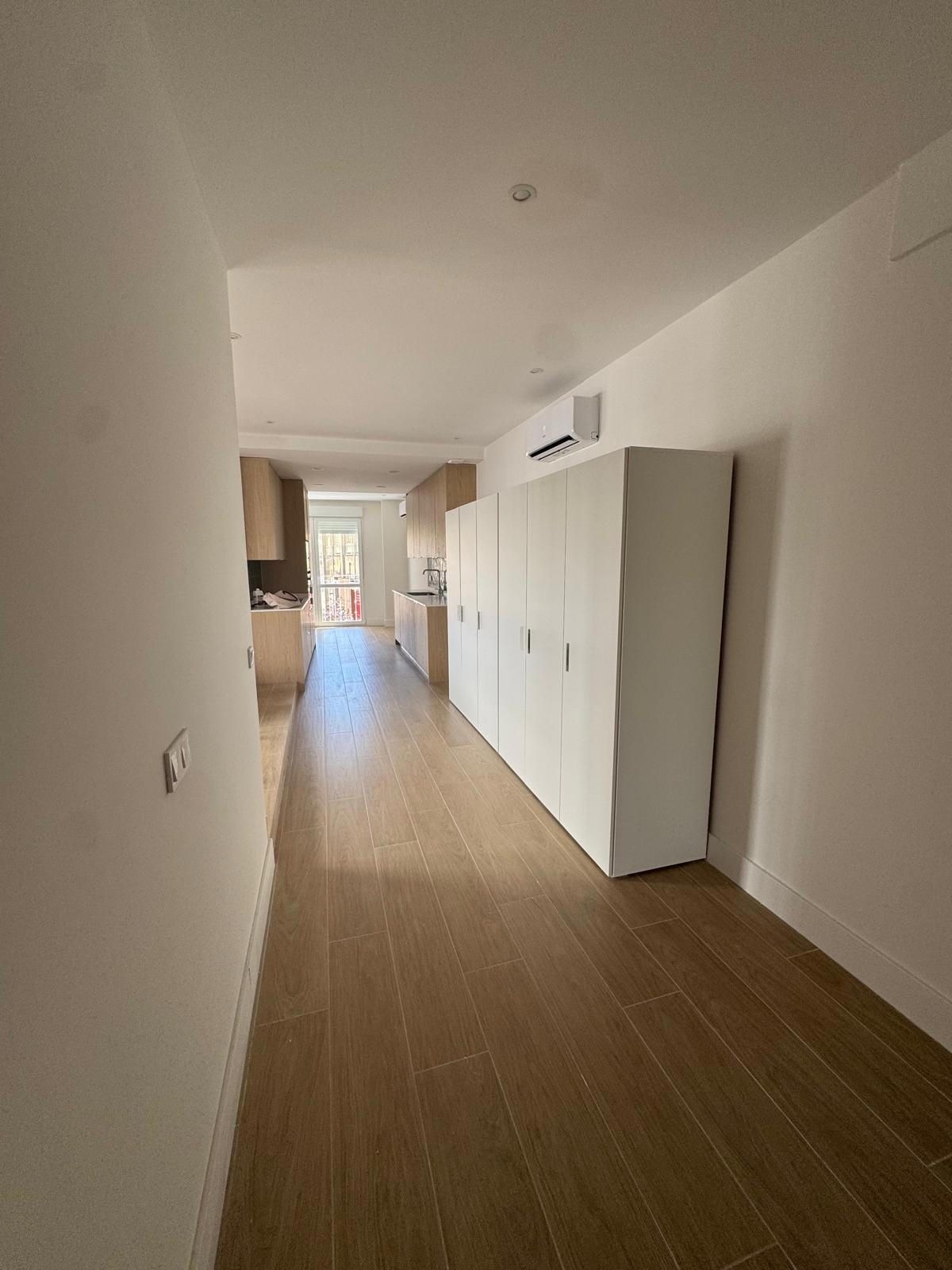 Piso de 2 dormitorios reformado en casco histórico - Foto 5