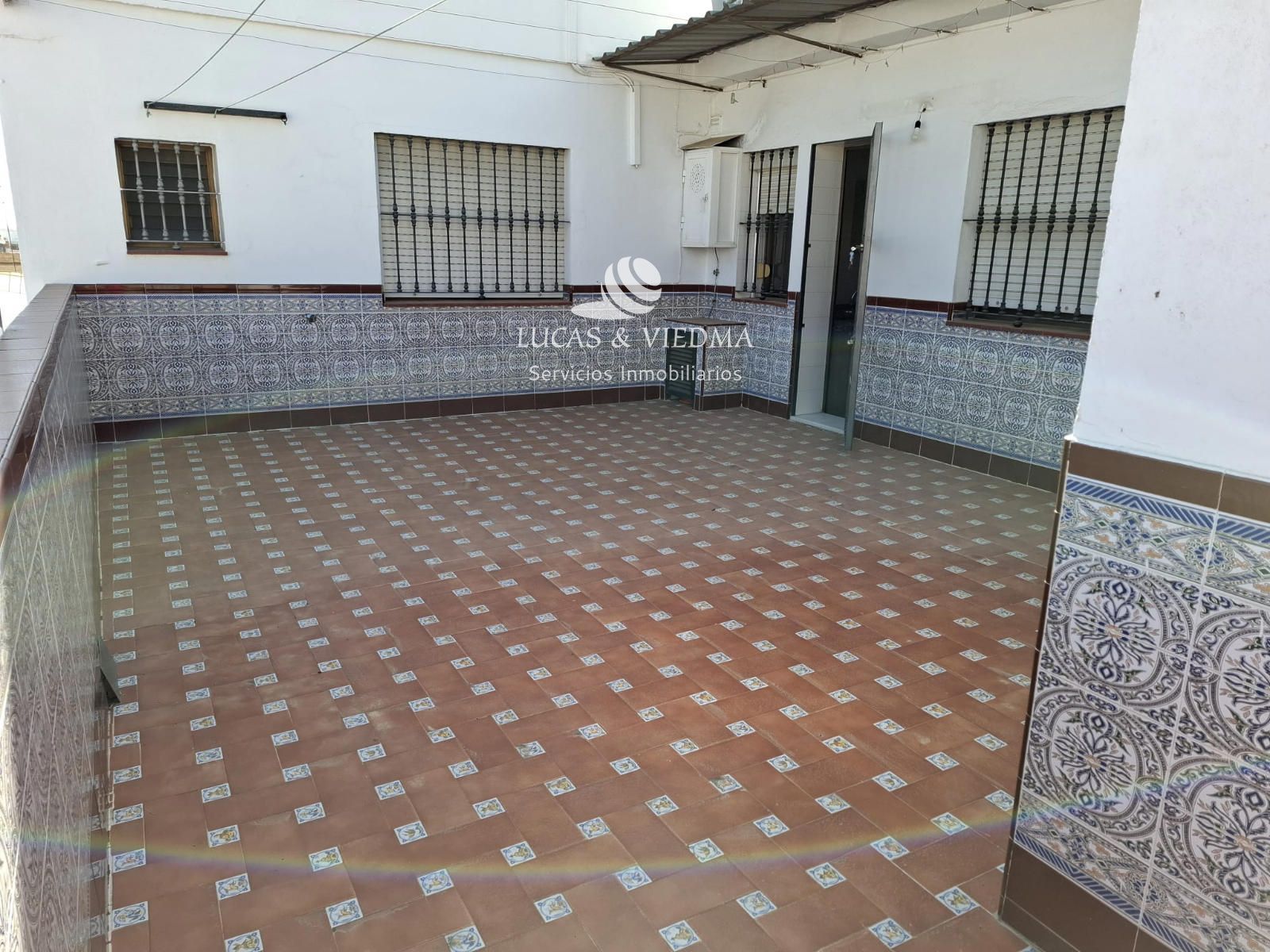 Chalet Independiente en venta Tomares, Sevilla. Ref: 1277. LUCAS & VIEDMA Servicios Inmobiliarios