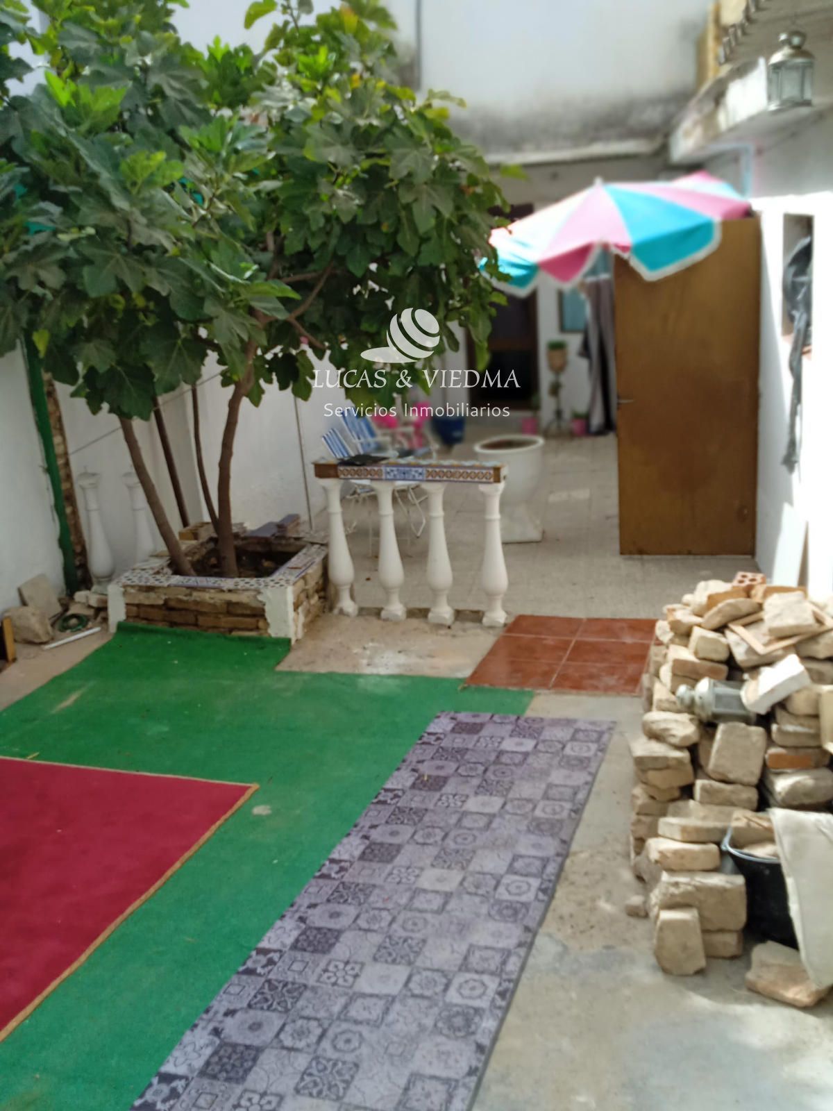 Chalet Independiente en venta Hinojos, Huelva. Ref: 1286. LUCAS & VIEDMA Servicios Inmobiliarios