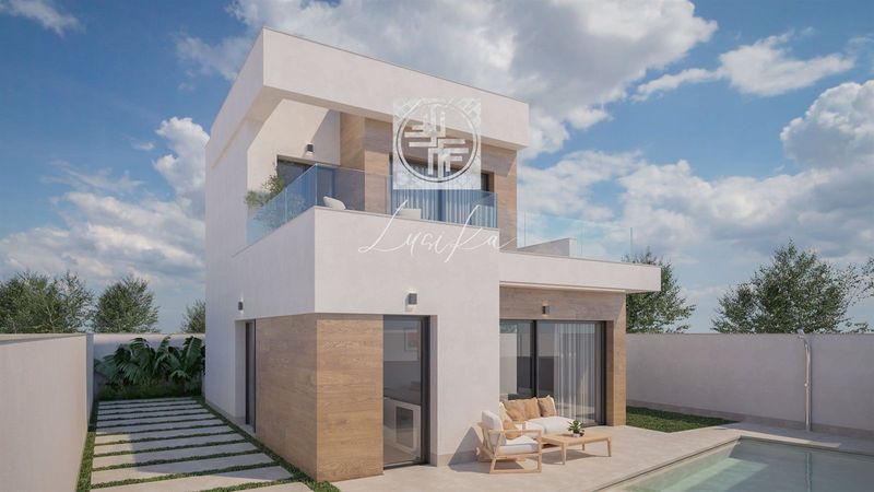 Chalet Independiente en venta Pilar De La Horadada, Alicante. Ref: 1025. Lusika Real Estate