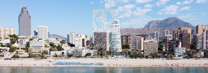 Piso en venta Benidorm, Alicante. Ref: 1077. Lusika Real Estate