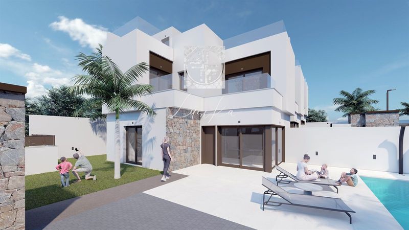 Adosado en venta Benijófar, Alicante. Ref: 1189. Lusika Real Estate