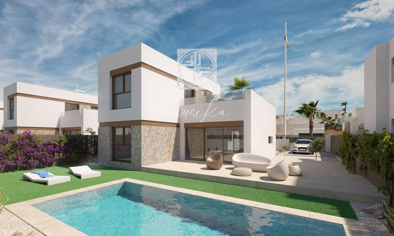 Chalet Independiente en venta Algorfa, Alicante. Ref: 1207. Lusika Real Estate