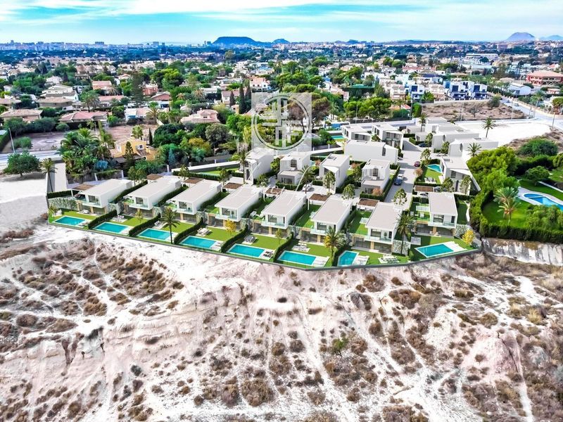 Chalet Independiente en venta San Juan de Alicante, Alicante. Ref: 1308. Lusika Real Estate