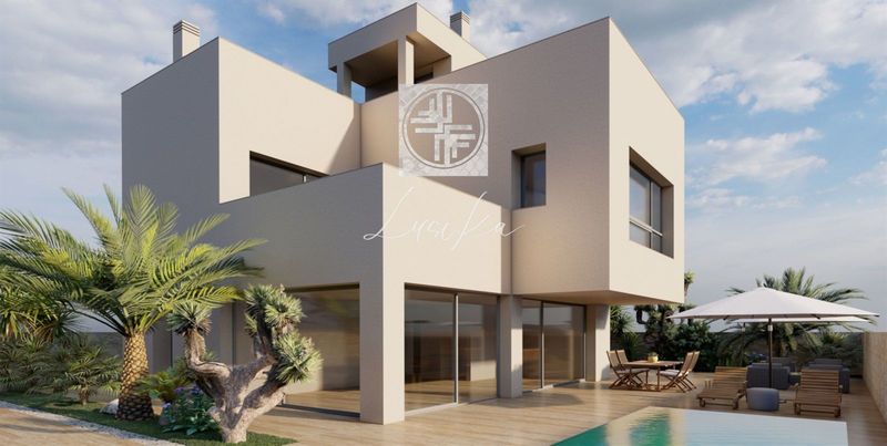 Chalet Independiente en venta Pilar De La Horadada, Alicante. Ref: 1724. Lusika Real Estate