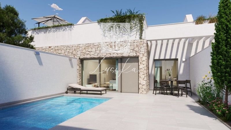 Adosado en venta Pilar De La Horadada, Alicante. Ref: 1757. Lusika Real Estate