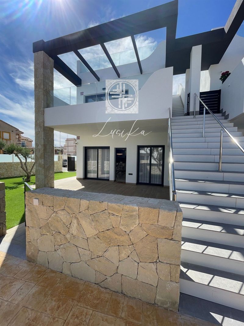 Casa en venta Orihuela, Alicante. Ref: 1794. Lusika Real Estate