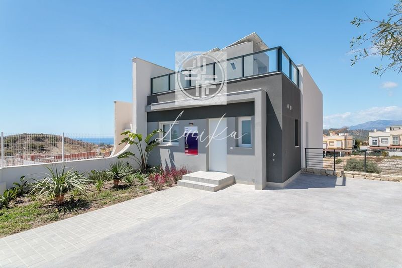 Adosado en venta Finestrat, Alicante. Ref: 1955. Lusika Real Estate