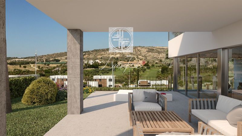 Chalet Independiente en venta Algorfa, Alicante. Ref: 2091. Lusika Real Estate