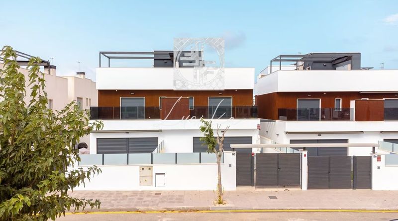 Adosado en venta Pilar De La Horadada, Alicante. Ref: 2100. Lusika Real Estate