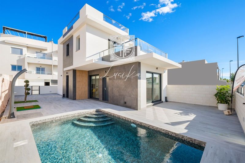 Dúplex en venta Benijófar, Alicante. Ref: 2131. Lusika Real Estate