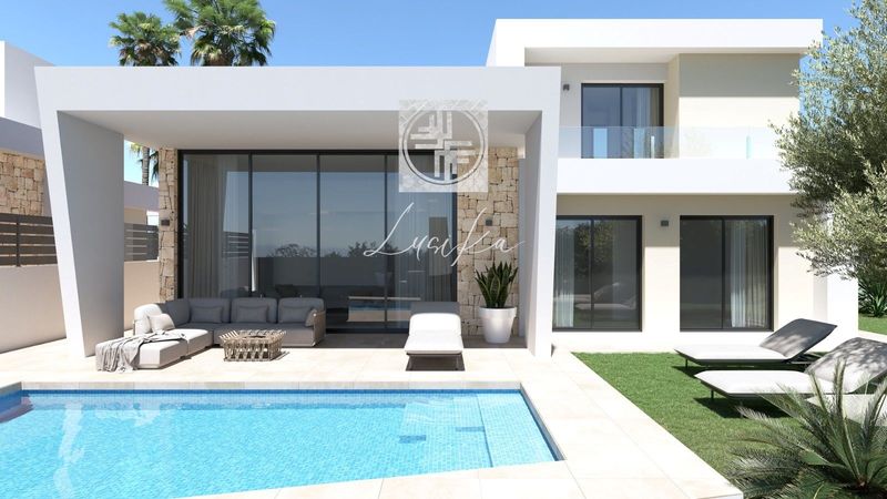 Chalet Independiente en venta Torrevieja, Alicante. Ref: 2160. Lusika Real Estate