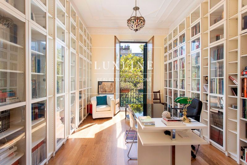 Piso Barcelona. Ref: 1004. Luxline Real Estate