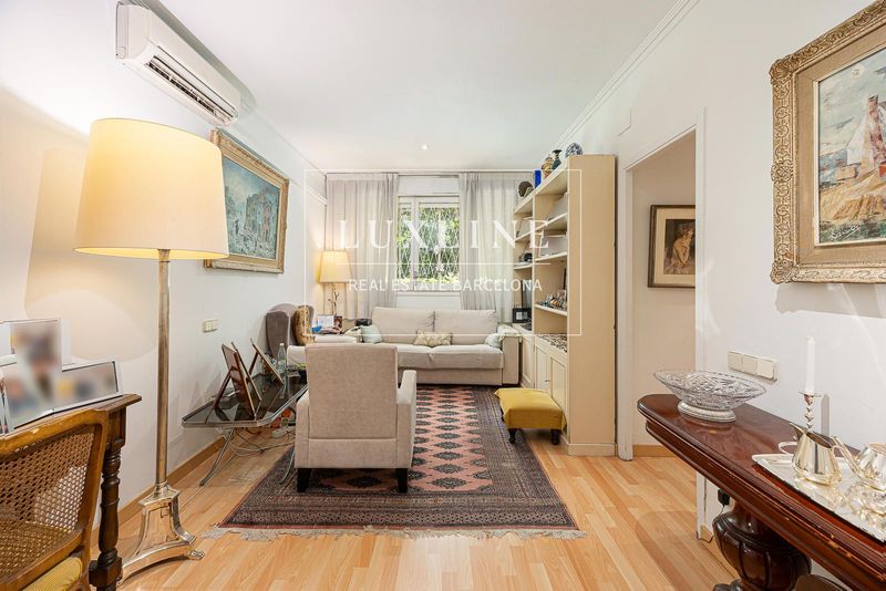 Piso Barcelona. Ref: 1234. Luxline Real Estate